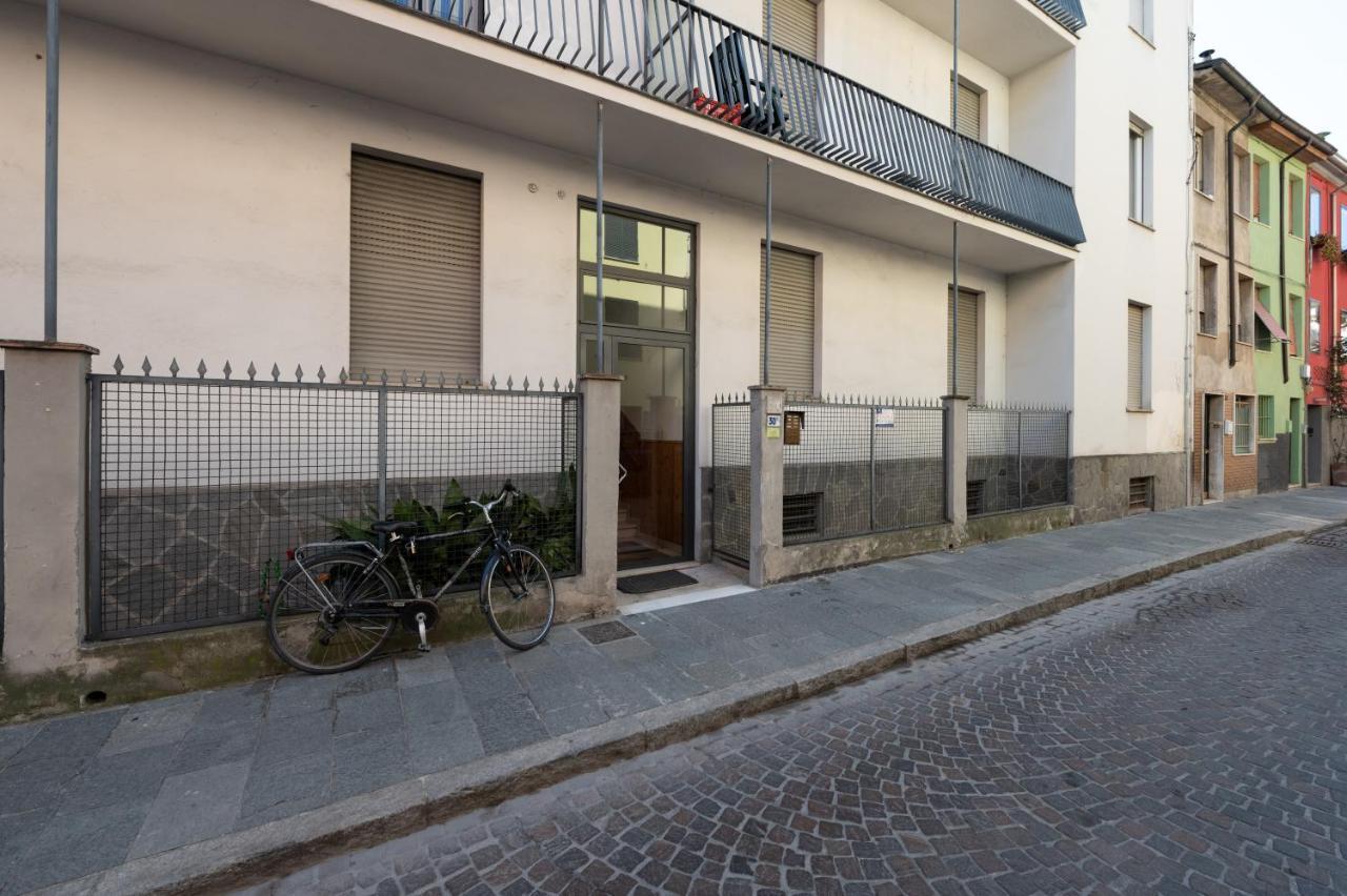 Oltretorrente Ampio Appartamento Con Balconi Parma Bagian luar foto